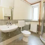 Simic Apartman *