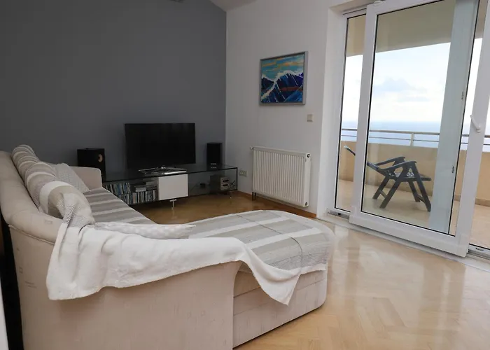 Simic Apartment